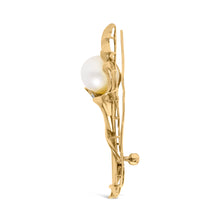 Load image into Gallery viewer, 18K Yellow Gold 2/5 Cttw Diamond and 12MM Cultured South Sea Pearl Flower Pin Brooch (G-H Color, VS1-VS2 Clarity)