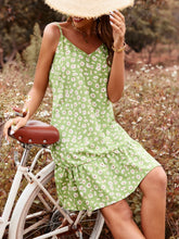 Load image into Gallery viewer, Light Green Daisy Print V-Neck Mini Dress Floral Summer Lightweight Dress For Women