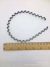 Load image into Gallery viewer, 1 pc Fashion Wave Men's Women Unisex Black Wavy Hair Head Hoop Band Sport Headband Hairband Gorgeous Hair Accessories For Men And Women