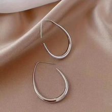 Load image into Gallery viewer, 18K Gold Plated Glossy Minimalist Water Drop Design Hoop Earrings Copper