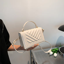 Load image into Gallery viewer, Dazzling Bags For Women Chain Crossbody Bags In Pu Leather Female Fashionable Shoulder Bag Ladies Handbags Simple Messenger Bag Casual Indentation Western Style Portable Women