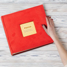 Load image into Gallery viewer, 1Pc 4 Colors Holds Photos Slip In Memo Photo Album Family Memory Notebook Picture Albums 200 Photos For Photographs Albums Book Scrapbook Paper Baby Family Scrapbook Albums