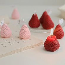 Load image into Gallery viewer, 1PC/4PCS Strawberry Decorative Aromatic Candles Strawberry Shaped Scented Candle Mini Soy Wax Candle Small Scented Candle Wax Decorative Candle for Bedroom Bathroom Decoration Parties Soy Wax Scented Candle For Birthday Wedding Candle