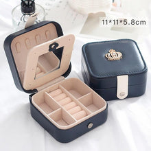 Load image into Gallery viewer, 1pcs Double Layer Storage Box For Men And Women Large Capacity Leather Jewelry Box Hardware Latch Travel Portable Flip Lid Palm Jewelry Box Jewelry Box for Women Girls Necklace Ring Storage Organizer 2 Layers Large PU-Leathers Jewelry Case
