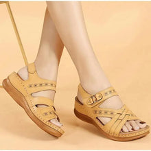Load image into Gallery viewer, 2021 Summer Classic Women's Sandals Elegant Buckle Strap Design Comfortable Women Shoes