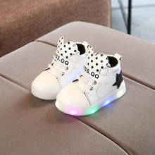 Load image into Gallery viewer, Girl LED Lights Shoes Flexible Casual Design Comfortable Soft Toddler Shoe For Running Walking Excellent Gift