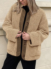 Load image into Gallery viewer, Modern Cozy Women Luxuriously Cozy Contrast Button Up Sherpa Jacket with Pockets For Fall & Winter