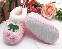 Load image into Gallery viewer, Unisex Winter Warm Baby Shoes 0-1 Year Old Anti-Slip Soft Bottom Toddler Children's Shoe