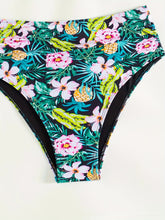 Load image into Gallery viewer, Bikini Solid Black Twist Front High Waist 2 Piece Swimsuit for Women – Stretchy V Neck Bikini Set with Ruched Tummy Control and Cross Strape Detail – Quick Drying Polyamide Swimwear for Beachwear Poolside and Summer Travel