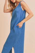 Load image into Gallery viewer, New Summer Stylish Round Neck Midi Tank Dress with Pockets For Women Comfortable for Casual & Everyday Wear