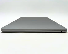 Load image into Gallery viewer, MacBook Air (2024) 15-inch – Apple M3 • 10-Core GPU – 8GB RAM 256GB SSD – 58 Cycles • 100% BH