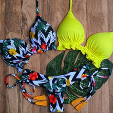 Load image into Gallery viewer, 3 Piece Beautiful Pink Bikini Women Beach Outdoor Swimwear Floral Print Bikini Set Bikinis Swimsuit Women's Basic Push Up Bikini Set Textured Straps Wire Free Summer Bathing Suit