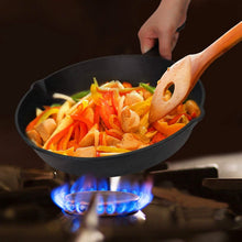 Load image into Gallery viewer, 3-Pieces: Pre-Seasoned Cast Iron Skillet