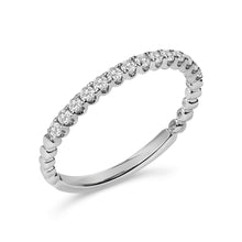 Load image into Gallery viewer, 14K White Gold 1/4 Cttw Round Diamond Prong Set Wedding Band