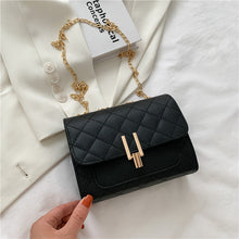 Load image into Gallery viewer, Decent Black Luxury Crossbody Bags For Women And Girls Designer Small Messenger Shoulder Bag For Women Women's Fashionable And Versatile Diamond Lattice Chain Crossbody Bag
