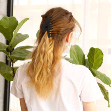 Load image into Gallery viewer, 4-Pack: Big Hair Claw Clips