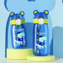 Load image into Gallery viewer, 400ml/550ml High Quality Material Kids Water Bottle With Straw Leak-Proof BPA Free Durable Plastic Drinking Bottle Cute Water Bottle with Sipper, Water Bottle for Kids Sipper Bottle for Kids - Anti-Leak Cartoon Kids Water Bottle for Kids