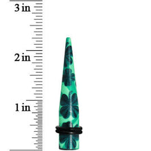 Load image into Gallery viewer, 00G Green Acrylic Four Leaf Clover Field Taper
