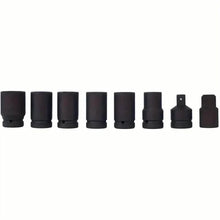 Load image into Gallery viewer, Torque Wrench with 8-Piece Socket Set