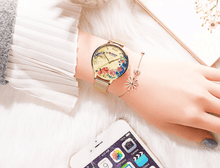 Load image into Gallery viewer, Womens Watches With Decoupage Flower Patterns And Details Of Large Roman Numbers
