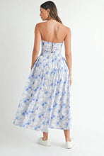Load image into Gallery viewer, Sweetheart Neckline Floral Printed Midi Dress – Floral Midi Dress, Sweetheart Neckline Dress, Romantic Midi Dress, Feminine Floral Dress, Elegant Midi Dress
