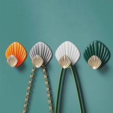 Load image into Gallery viewer, 4pcs Creative Shell Shape Wall Hanging Hook Punch-free Strong Adhesive Hook Bathroom Kitchen Wall-mounted Seamless Sticky Hook Shell Hook Non-Punching Strong Adhesive Adhesive Hook Bearing Door Behind Wall Bathroom Kitchen Key Holder