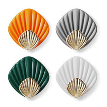 Load image into Gallery viewer, 4pcs Creative Shell Shape Wall Hanging Hook Punch-free Strong Adhesive Hook Bathroom Kitchen Wall-mounted Seamless Sticky Hook Shell Hook Non-Punching Strong Adhesive Adhesive Hook Bearing Door Behind Wall Bathroom Kitchen Key Holder