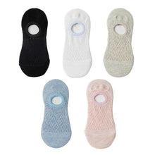 Load image into Gallery viewer, 5 Pairs 3D Cartoon Harajuku Cat Cute Heart Invisible Cotton Socks Casual Boat Socks Funny Girl Ankle Sock Set for Women