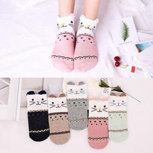 Load image into Gallery viewer, 5 Pairs/Set Women's Cotton Happy Cute Cat Short Socks Print Cartoon Animal Casual Summer Socks Red Heart Funny Ankle Socks Pure Cotton Socks For Men And Women
