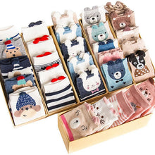 Load image into Gallery viewer, 5 Pairs/Set Women's Cotton Happy Cute Cat Short Socks Print Cartoon Animal Casual Summer Socks Red Heart Funny Ankle Socks Pure Cotton Socks For Men And Women