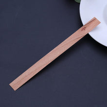 Load image into Gallery viewer, 50Pcs Candle Wood Wick for Candles Smokeless Wooden Wicks for Candle Making Crackling Wood Wick for DIY Candles Soy or Palm Wax Form for Candle Making Supplies Wood Wicks