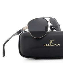 Load image into Gallery viewer, Men 100% Polarized Aluminum Alloy Frame Sunglasses In Elegant Retro Classic Men's Driving Pilot Style