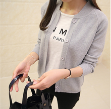 Load image into Gallery viewer, Vintage Style Short Design Thin Cardigan Women's Cutout Sunscreen Air Conditioning Shirt Sweater Knitted Outerwear Small Cape