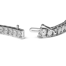 Load image into Gallery viewer, .925 Sterling Silver 1/10 Cttw Diamond 7.25" Link Bracelet (I-J Color, I2-I3 Clarity)