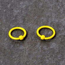 Load image into Gallery viewer, 16G 3/8 Yellow Glow in the Dark BCR Captive Ring Set of 2
