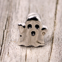 Load image into Gallery viewer, 16G 1/4 Spooky Ghost Halloween Cartilage Tragus Earring