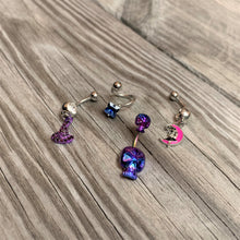 Load image into Gallery viewer, 14G 3/8 Blue Gem Refined Rhombus Spiral Twister Belly Ring