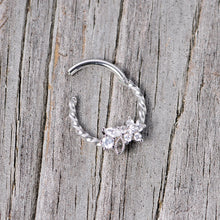 Load image into Gallery viewer, 16G 3/8 Clear Gem Star Twisted Hinged Segment Ring