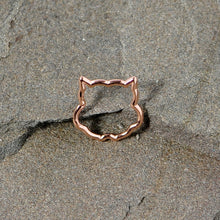 Load image into Gallery viewer, 16G 3/8 Rose Gold Tone Barn Owl Halloween Closure Ring