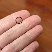 Load image into Gallery viewer, 20G 7mm Black PVD Grade 23 Titanium Bendable Hoop Ring