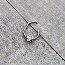 Load image into Gallery viewer, 16G 3/8 Clear Gem Starry Flower Hinged Segment Ring
