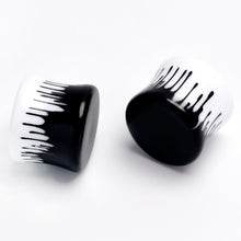 Load image into Gallery viewer, White Black Drip Acrylic Double Flare Plugs