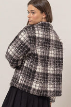 Load image into Gallery viewer, Timeless Plaid Collared Neck Bouclé Jacket with Pockets Elegant Retro Outerwear Women Jacket