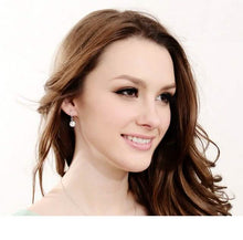 Load image into Gallery viewer, 925 Sterling Silver 2.00 ct. Cubic Zirconia Drop Earrings