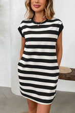 Load image into Gallery viewer, Simple Contrast Striped Round Neck Short Sleeve Mini Dress Casual & Comfortable Everyday Dress for Women