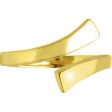 Load image into Gallery viewer, Solid 14k Yellow Gold Smooth Divided Toe Ring