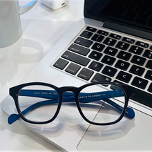 Load image into Gallery viewer, Lynne