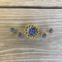 Load image into Gallery viewer, Blue Faux Druzy Sunburst Flower Double Flare Plug Set 2G to 1"