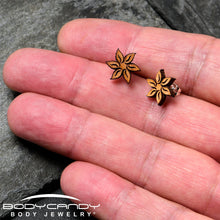 Load image into Gallery viewer, Natural Maple Wood Blooming Flowers Stud Earrings