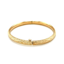 Load image into Gallery viewer, 14k Yellow Gold Diamond Cut Design Dome Motif Children's Bangle